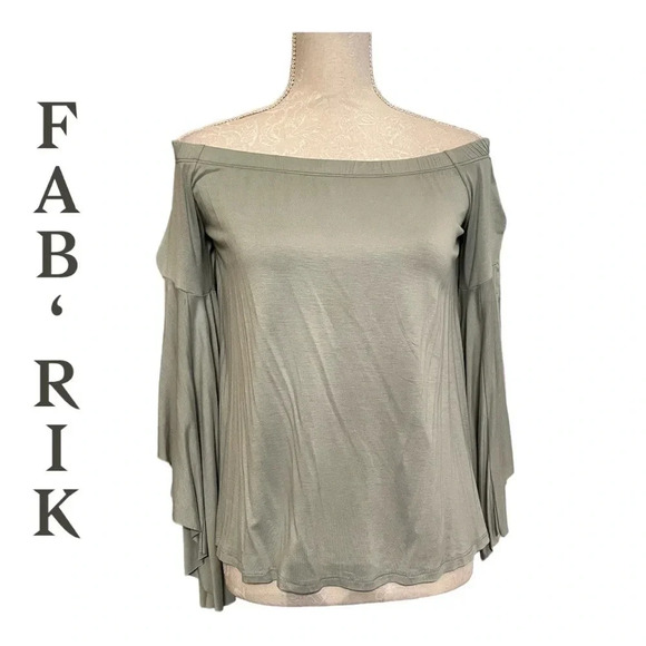 Fab’Rik‎ Sea-foam green off the shoulder top with butterfly sleeves size S - Picture 1 of 10